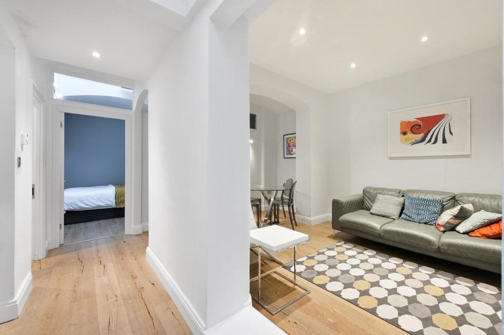 Ferienwohnung Cozy Hideaway In South Ken! London Exterior foto