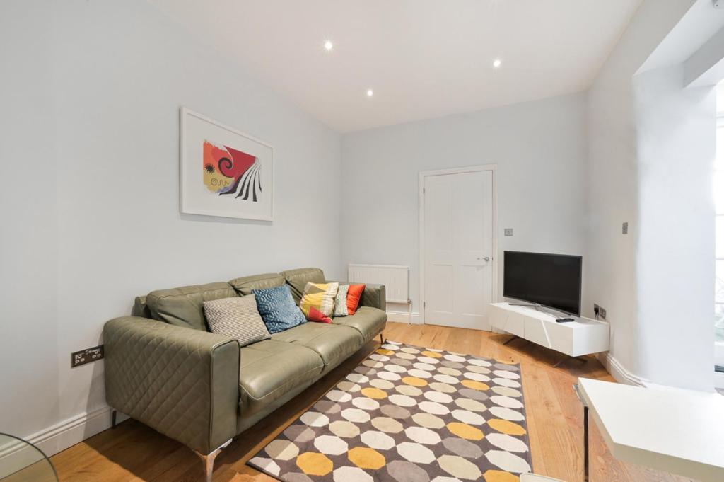 Ferienwohnung Cozy Hideaway In South Ken! London Exterior foto